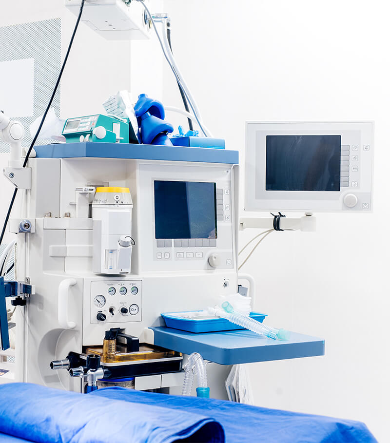 modern technological equipment in surgery room det PRBL5MH